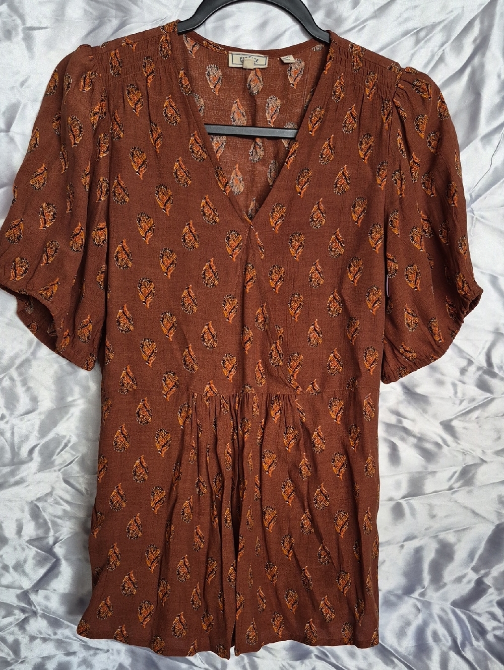 Brown V-Neck Short Sleeve Printed Blouse